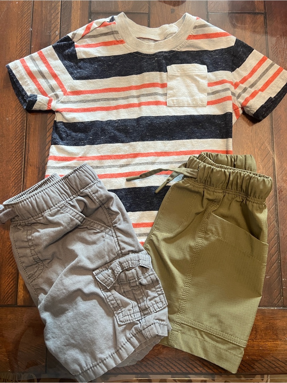 2T Kid Bundle Striped Pocket Tee and Shorts Set